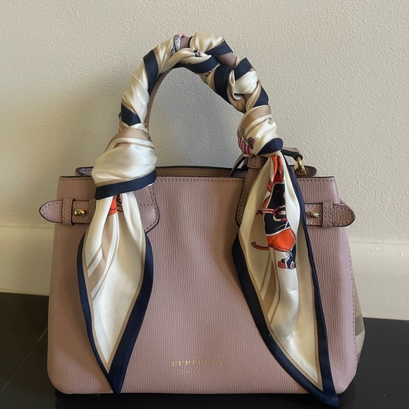 Burberry Derby Leather Small Banner Tote - Picture 2 of 11